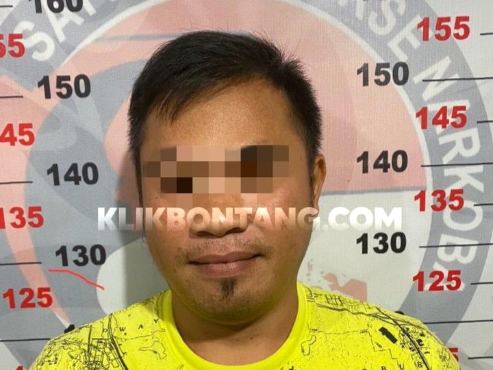 Pemilik Depot Isi Ulang di Loktuan Nyambi Jualan Dobel L