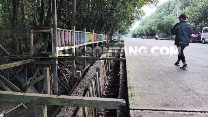 Alasan Terkendala Wewenang, Perbaikan Trotoar BK Molor Dikerjakan