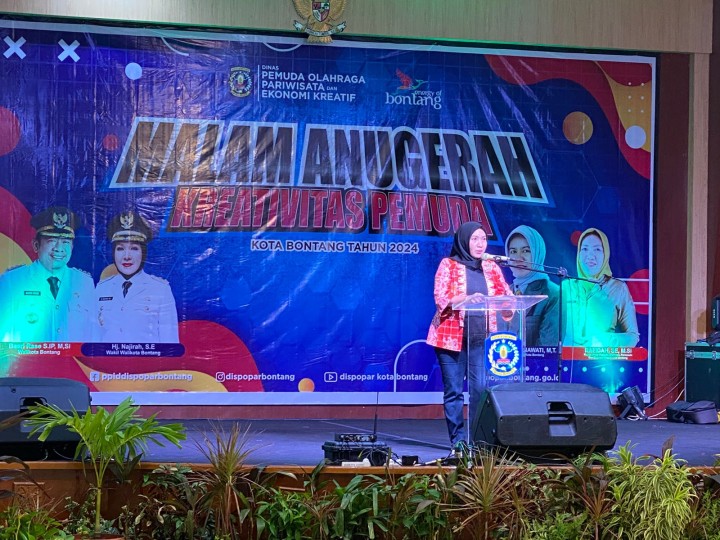 Rafidah Dampingi 10 Peserta Kompetisi JPD Ke Tingkat Provinsi