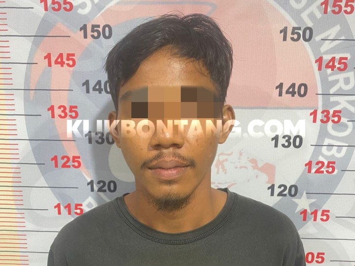 Pengedar di Tanjung Laut Indah Kedapatan Bawa 8 Poket Sabu Siap Edar