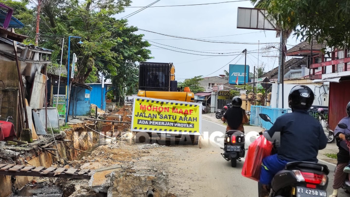 Sempat Minus 4 Persen, Proyek Drainase di Jalan Suryanata Bontang Baru Diminta Kebut Pekan Ini