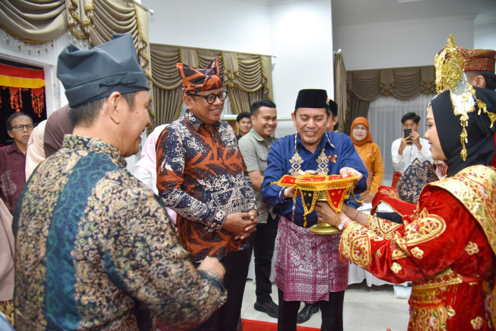 Walikota Bontang Tekankan Pentingnya Silaturahmi di Halal Bihalal IKMB