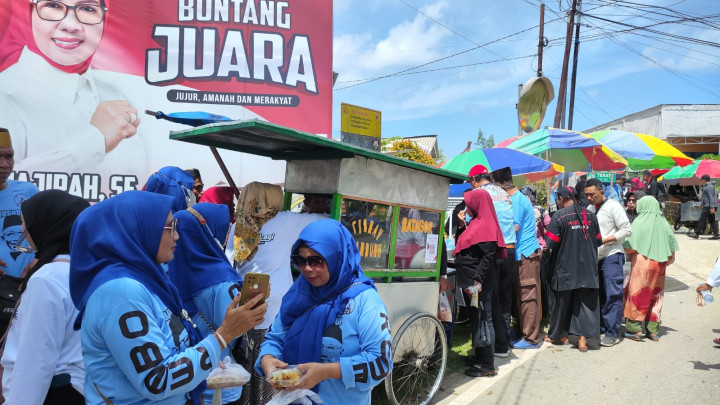 Daftar di KPU, Basri-Chusnul Siapkan 60 Gerobak Pedagang Makanan Gratis