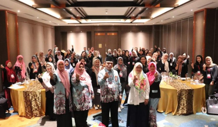 DPPKB Kutim Tingkatkan Peran Bidan untuk Edukasi Masyarakat