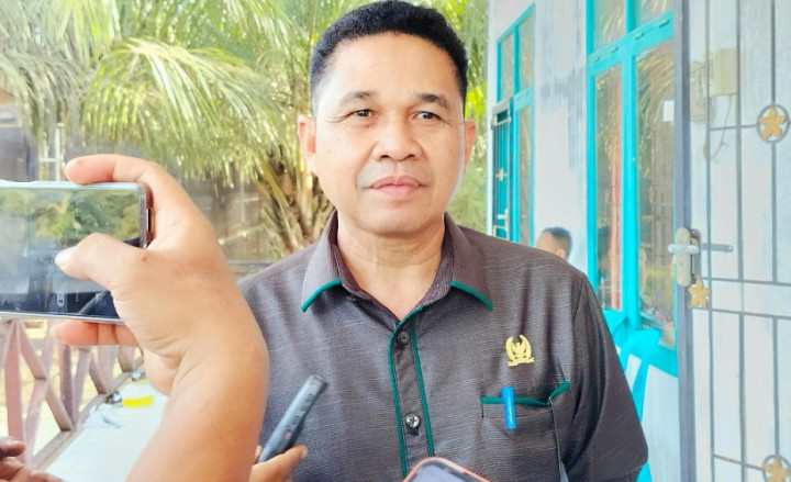 Ketua DPRD Kutim Tegaskan Sarana Pendidikan Wajib Ditingkatkan
