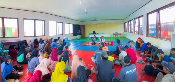 Kunjungi Tihi-Tihi, Najirah - Aswar Beberkan Program Pro Warga Pesisir; Ambulance Laut hingga Asrama Sekolah di Bontang