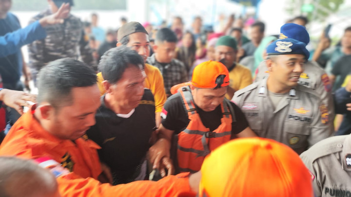 Gafar Korban Selamat Kapal Tenggelam Tiba di Bontang, Langsung Dirujuk ke RSUD
