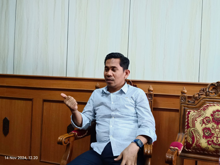 Jalan Ke Pantai Teluk Lingga Perlu Diperbaiki, Bisa Tarik Wisatawan