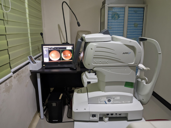 Pemeriksaan Kesehatan Mata Semakin Canggih dengan Penggunaan Alat Auto Ref/Keratometer di RSUD Taman Husada