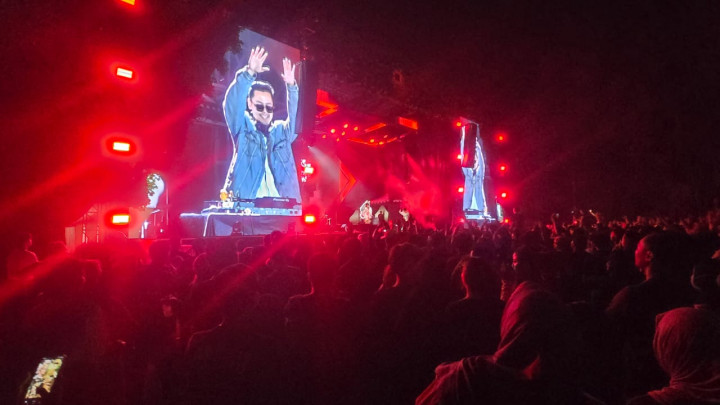 Pecah! Ribuan Warga Bontang Rayakan Momen Tahun Baru di Pupuk Kaltim Fest 2024