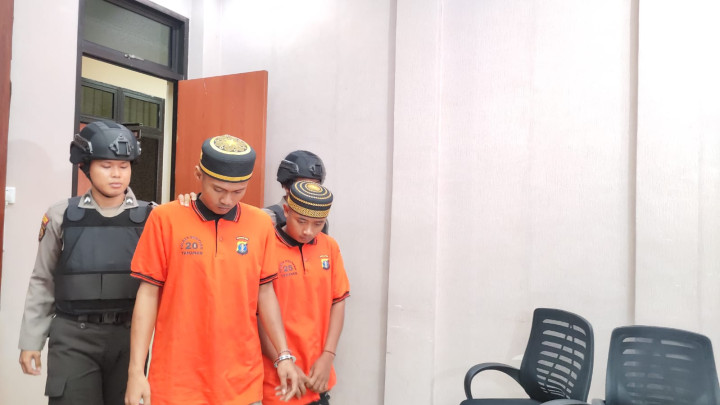 Pengakuan 2 Pemuda Bawa Sabu Setengah Kilo di Muara Badak; Sudah 2 Kali Jualan, Diupah Rp 6 Juta per Transaksi