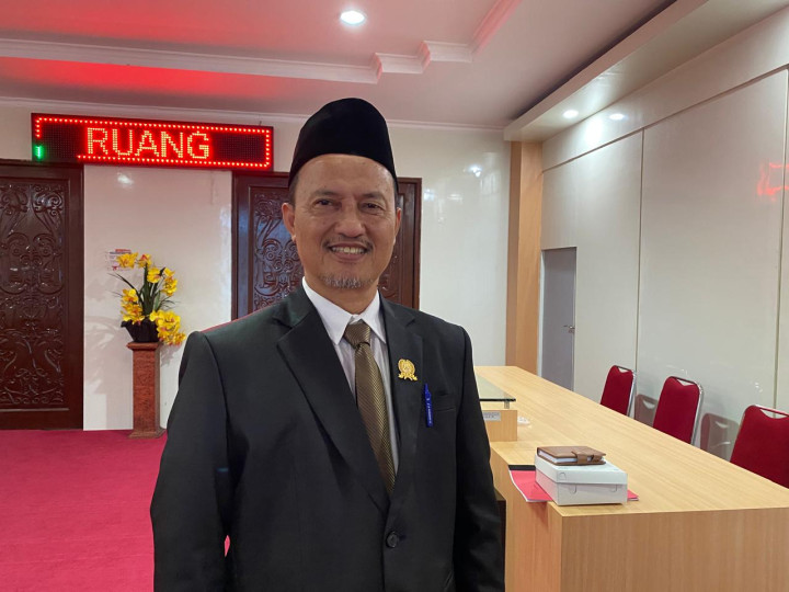 Tanggapi Kasus Penahanan Ijazah Siswa, Saeful Rizal Sampaikan Solusi Ini