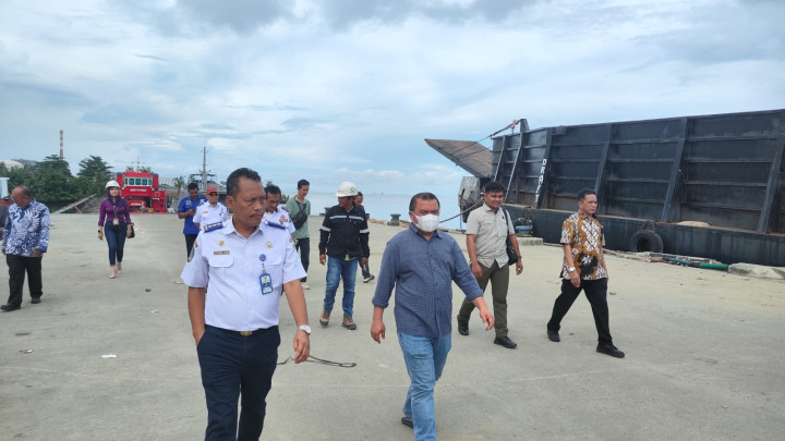 Anggaran Pembangunan Dermaga Berbas Pantai Rp 4,5 Miliar Dicoret; Dialihkan ke Pelabuhan Loktuan untuk Buka Rute Mamuju