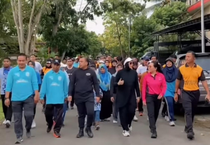 Budayakan Hidup Sehat, Kelurahan Gunung Elai Gelar Program Jalan Sehat Rutin Setiap Bulan