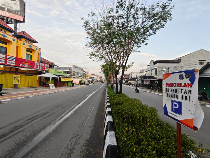 Dishub Bontang Bakal Tertibkan Parkir Liar di Bahu Jalan; Bikin Perda Baru, Kerahkan Derek Mobil