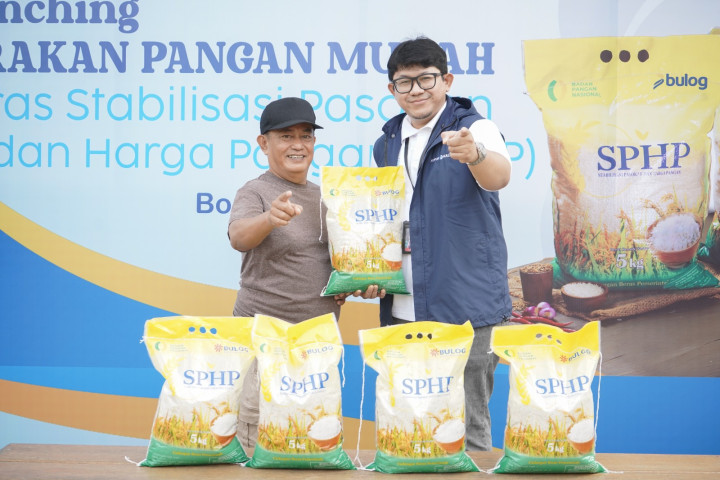 Dukung Stabilitas Pangan Lewat GPM, Pupuk Kaltim Salurkan 2 Ton Beras Murah