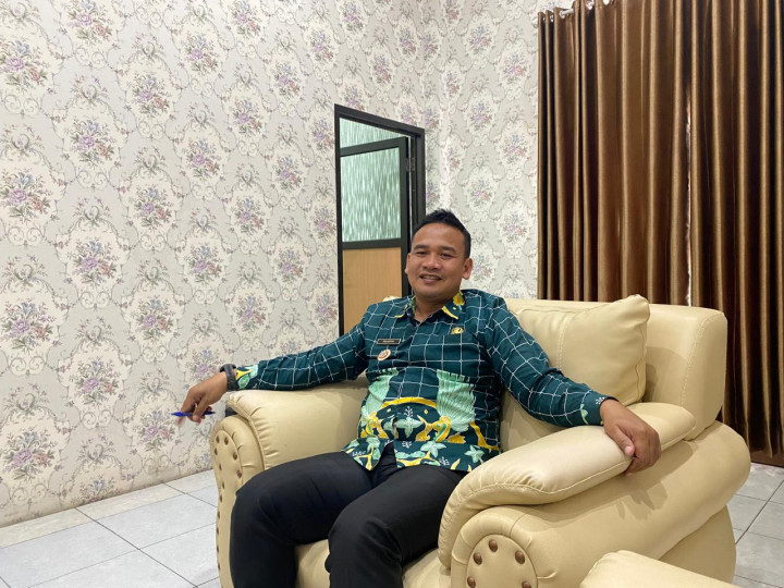 Permudah Administrasi, Gunung Elai Hadirkan Layanan Online Lewat WhatsApp
