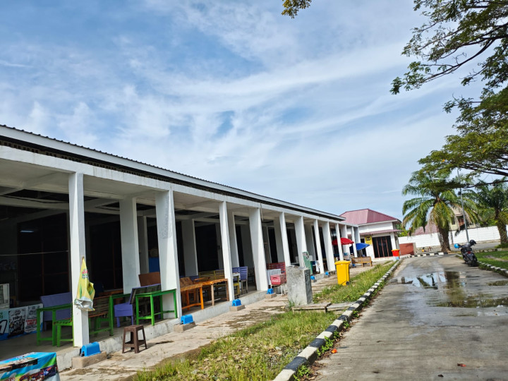 Disporapar-Ekraf Tutup Lapak Jualan di Lang-Lang saat HUT Kemerdekaan; Pedagang Mengeluh