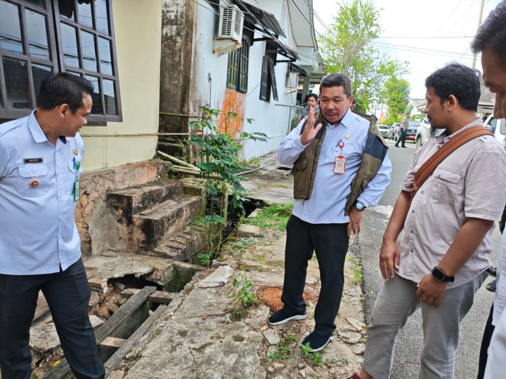 Fasum Milik Pengembang, Pemkot Tak Bisa Perbaikan Jalan Longsor di BSD, Potensi jadi Temuan BPK