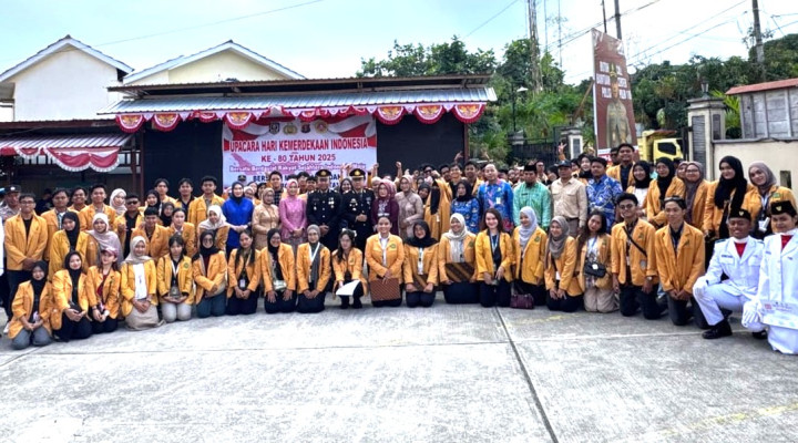 Polsek Bontang Selatan dan Karang Taruna Taman Selatan Gelar Upacara HUT RI ke-80