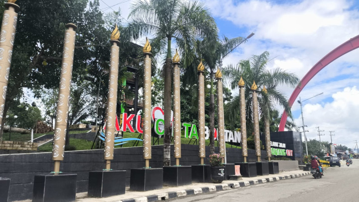 Selain Mark Up, Kejaksaan Temukan Pengerjaan Tugu Selamat Datang Bontang  Tak Sesuai Spek