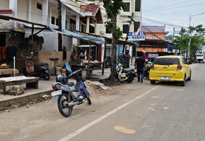 Sepekan Penertiban Pasar Rawa Indah; Pedagang Mulai Dirikan Lapak Lagi di atas Trotoar