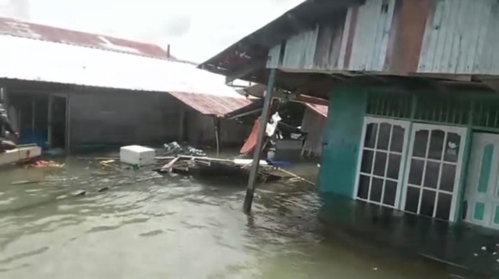 2 Rumah Warga di Bontang Kuala Ambruk