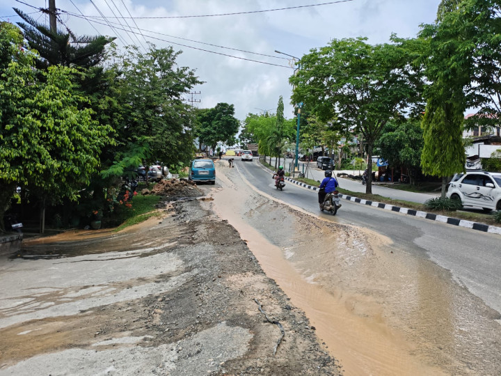 Biaya Perbaikan Pipa Bocor di Terminal Dibebankan ke Kontraktor Proyek