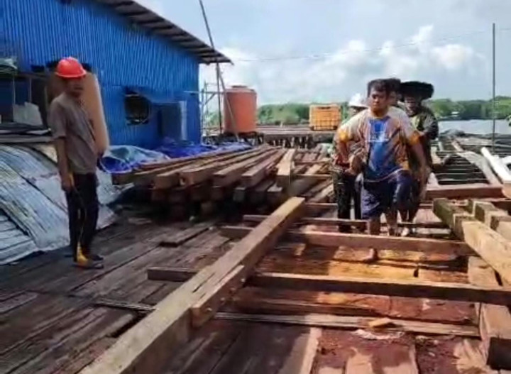 Kesetrum Listrik, Pekerja Proyek di Berbas Pantai Tewas