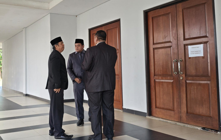 Mutasi Pertama Neni-Agus Haris, Kepala Dinas Mulai Berdatangan ke Kantor Walikota