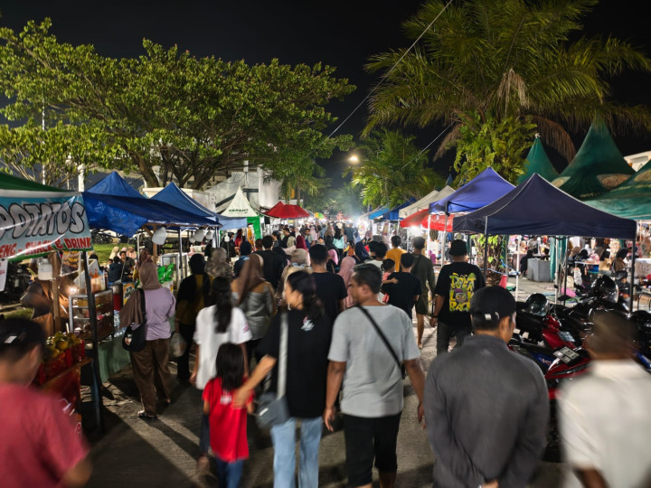 Pengunjung Festival UMKM Berbenah Membludak, Omzet Pedagang Meroket