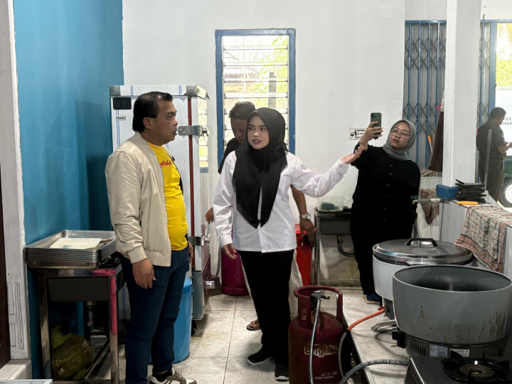 Wakil Wali Kota AH Sidak 5 Dapur MBG, Pastikan Makanan Aman Dikonsumsi
