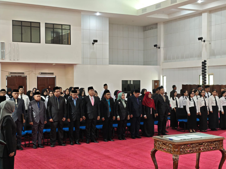Wali Kota Neni - Agus Lantik 8 Pejabat Eselon II; Berikut Daftar Nama dan Posisinya