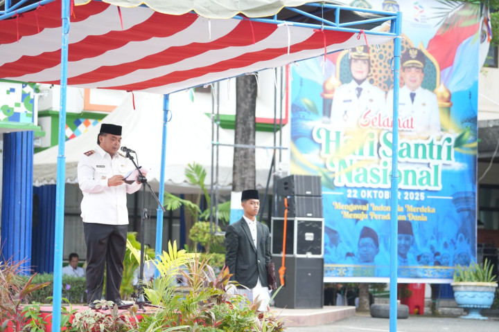Agus Haris Ajak Santri Bontang Bawa Semangat Pesantren ke Ranah Publik