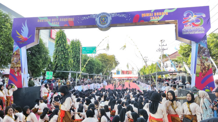 Disdikbud Bontang Persilahkan UMKM Berjualan di BCC, Asal Tak Menghalangi Peserta Karnaval
