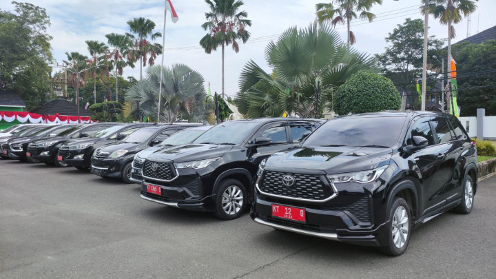 Pemkot Anggarkan Rp 1,7 Miliar untuk Pembelian Bus dan Mobil Dinas di APBD-P 2025