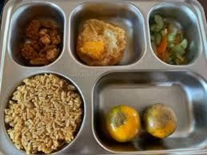 Sudah 2 Kali Menu MBG di SMANDA Bontang Dilaporkan Basi