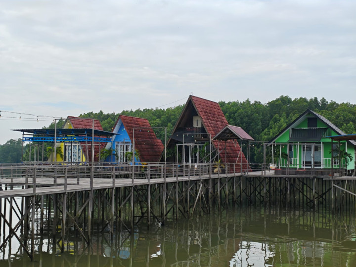 Tak Ada Setoran Pajak dari Keberadaan Vila di Bontang Kuala