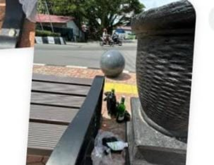 Trotoar Ahmad Yani Bontang Dijadikan Tempat Pesta Miras, Botol Bekas Minuman Berserakan