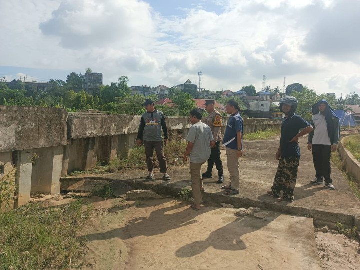 Turap di Kelurahan Gunung Elai Jebol, Bikin Banjir Makin Parah