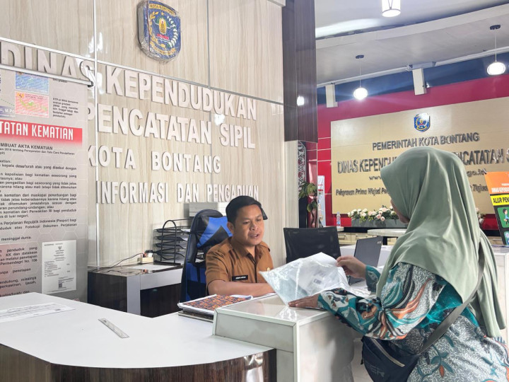Disdukcapil Bontang Tegaskan Seluruh Layanan Kependudukan Gratis, Warga Diminta Tak Titip Urus Dokumen