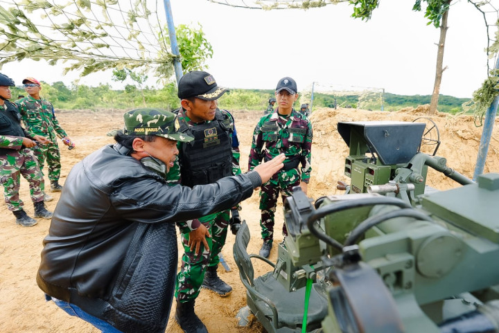 Dukung Kesiapsiagaan, Agus Haris Hadiri Latihan Senjata Berat Yon Arhanud 7/ABC di PT Indominco
