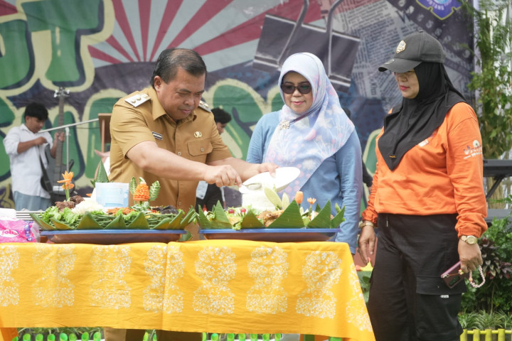 Hadiri Puncak HUT ke-41 SMAN 1, Wawali: Harus Terus Cetak Generasi Berprestasi dan Berkarakter