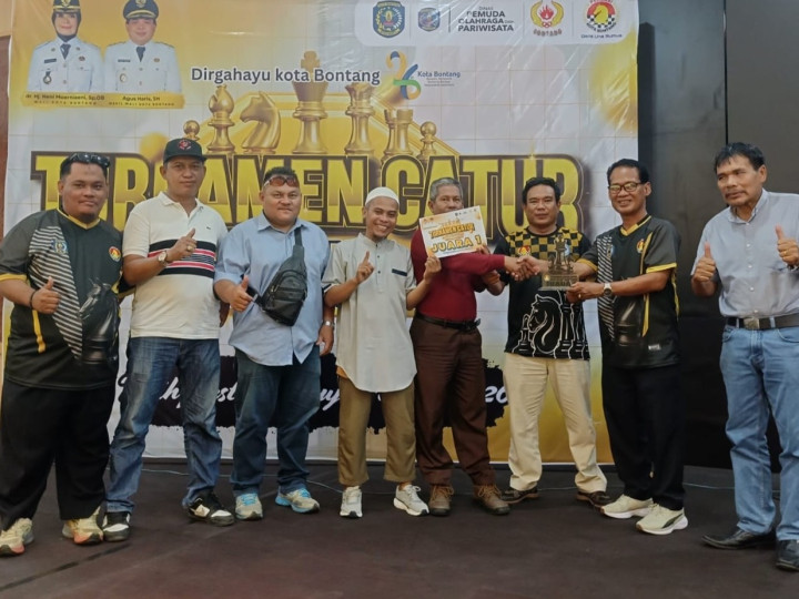Kuda Sakti Tampil Perkasa, Sabet Gelar Juara Turnamen Catur Antar Klub Bontang