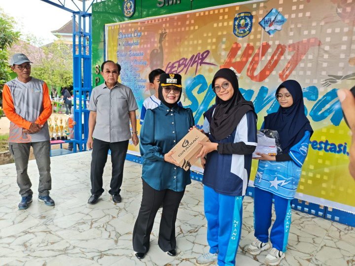 Meski Anggaran Terpangkas, Pemkot Bontang Pastikan Program Perlengkapan Sekolah Gratis Dilanjutkan 2026