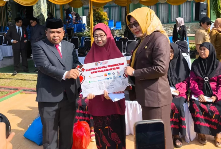 Pemkot Bontang Salurkan Bantuan Rp 20 Juta untuk Istri Veteran 