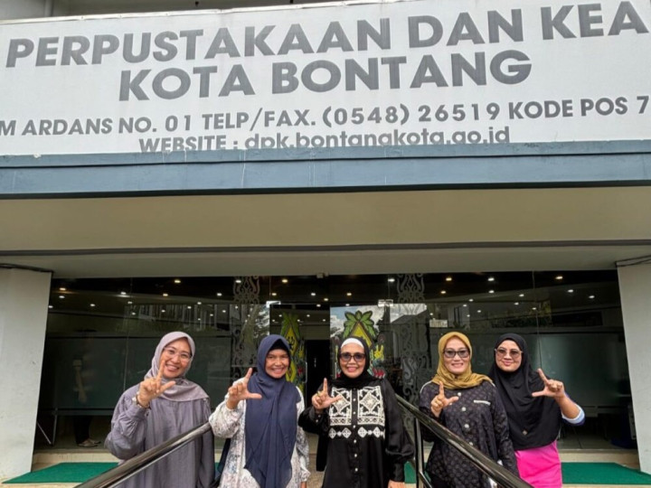 Perpustakaan sebagai Ruang Tumbuh Bersama, Pesan Wali Kota Bontang di Kunjungan DPK
