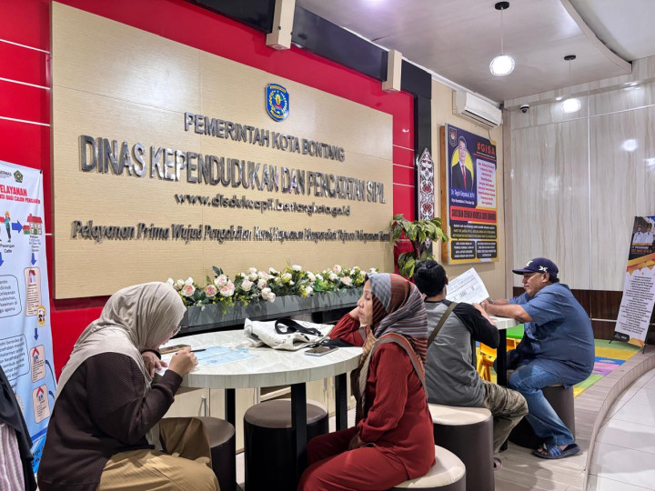 Warga Kini Bisa Cetak Sendiri Dokumen Kependudukan dari Rumah