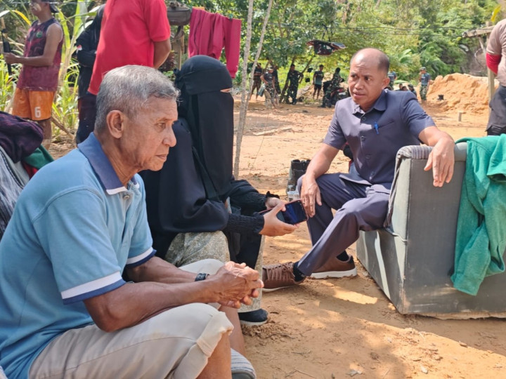 Joni Kritik Pemkot Tak Siap Hadapi Bencana, Rogoh Kocek Pribadi Bantu Korban Longsor