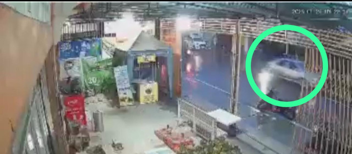 Terekam CCTV, Polisi Buru Supir Sedan Silver Pelaku Tabrak Lari di Bukit Indah